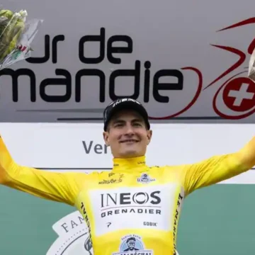 El español Carlos Rodríguez logra su primera vuelta por etapas coronándose en el Tour de Normandía