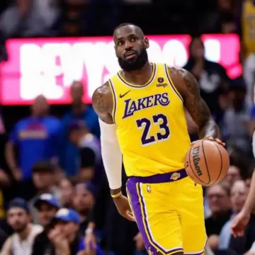 LeBron James abre la puerta a su retirada del baloncesto