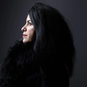 Marjane Satrapi: «Estoy enfadada con Borrell, si lo tuviera delante le daría un bofetón»