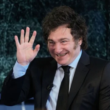 Javier Milei: «Cuando yo era un ser despreciable, el único que me abrazó fue Santiago Abascal»