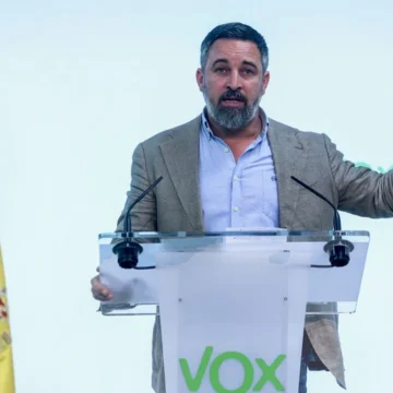 Vox recrudece su discurso contra el PP en la antesala de las europeas