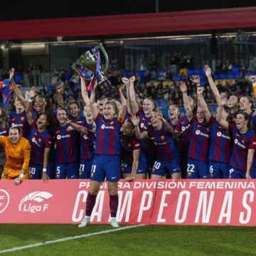 El Barcelona fractura el fútbol femenino