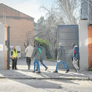 El Gobierno mantiene su opacidad sobre los nuevos centros de refugiados