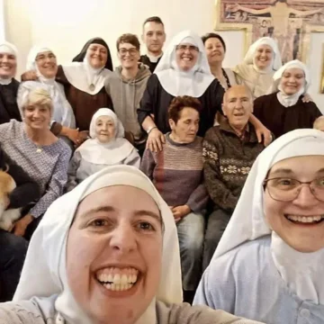 Una de las clarisas de Belorado se desmarca y denuncia que han caído en una secta