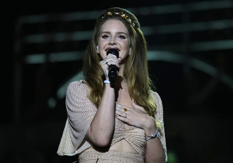Lana del Rey se consagra como reina del susurro majestuoso Lana del Rey se consagra como reina del susurro majestuoso