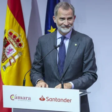 Felipe VI reconoce «la importancia de las pymes» en España para impulsar la economía y crear «la mayor parte del empleo»