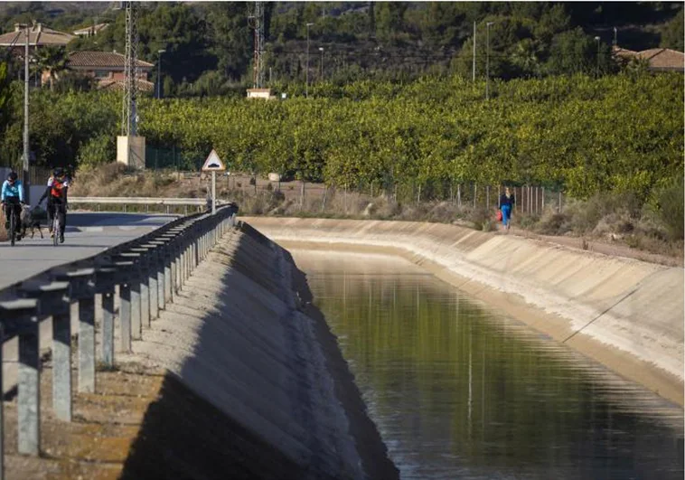 Page alega para elevar el umbral mínimo de agua en los embalses para el trasvase Tajo-Segura Page alega para elevar el umbral mínimo de agua en los embalses para el trasvase Tajo-Segura