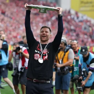 Un hito más para el Leverkusen de Xabi Alonso: primer equipo que acaba invicto la Bundesliga