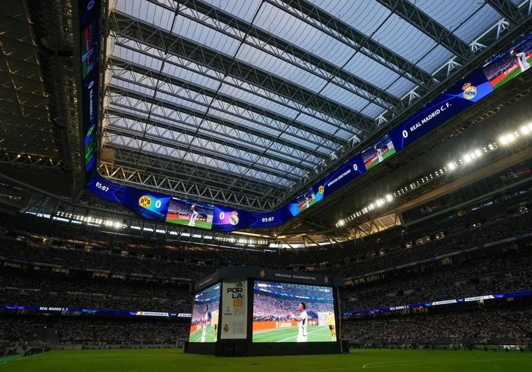 La noche épica de la 15, a pantalla cuádruple en Chamartín La noche épica de la 15, a pantalla cuádruple en Chamartín