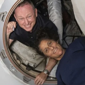 Dos astronautas de la NASA, ‘atrapados’ en la Estación Espacial sin fecha de vuelta a la Tierra