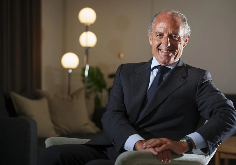 Francisco Camps: «Los que hoy dan amnistías me pedían 100 años de cárcel» Francisco Camps: «Los que hoy dan amnistías me pedían 100 años de cárcel»