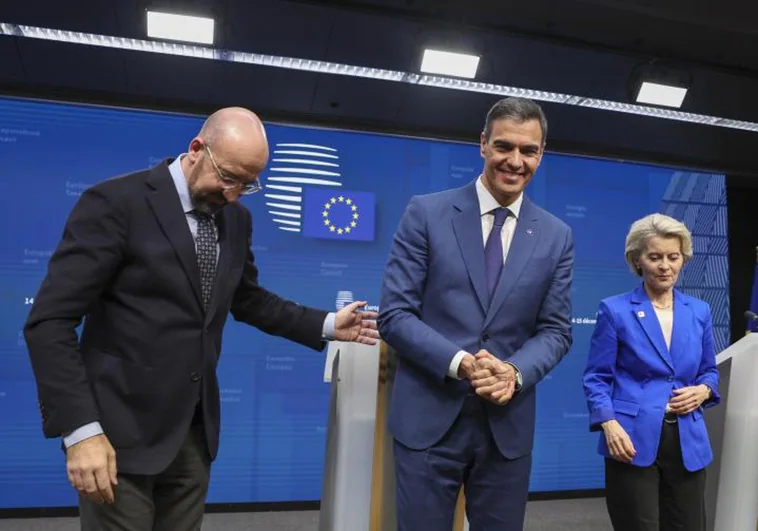 El peso de las leyes de la UE se dispara ante la dificultad de Sánchez para legislar