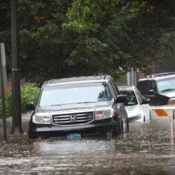 La Aemet avisa de una «situación adversa» del tiempo en las próximas horas: inundaciones y granizo en estas zonas