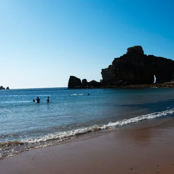 Este es el pueblo de Cantabria más barato para alquilar una casa en la playa este verano