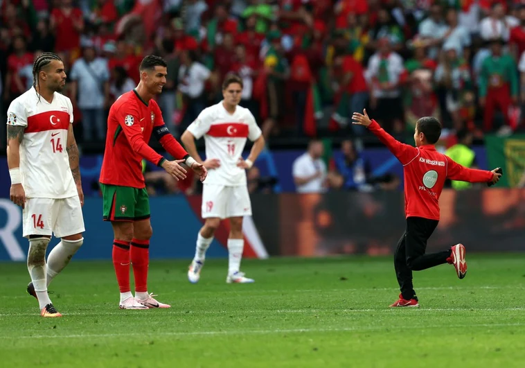 Portugal castiga el ataque de entrenador de Montella