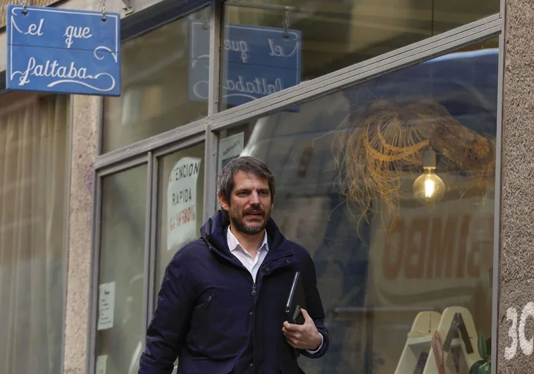 Urtasun se lanza a publicitar los derechos culturales: «Hacemos cultura cuando compartimos memes» Urtasun se lanza a publicitar los derechos culturales: «Hacemos cultura cuando compartimos memes»