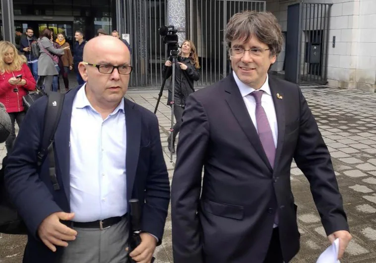 La Policía confirma que Puigdemont sí intentó llegar a Putin La Policía confirma que Puigdemont sí intentó llegar a Putin