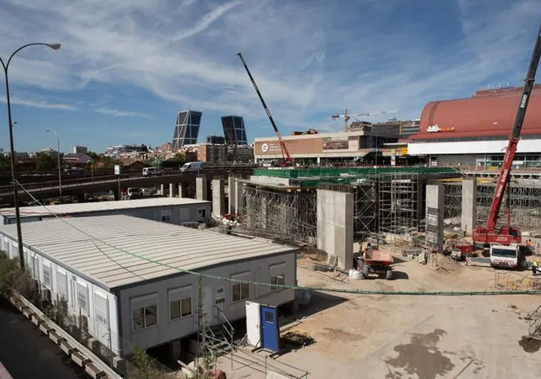 La inversión en España no llega aún al nivel pre-Covid pese a que el esfuerzo del Estado se ha disparado un 28% por los fondos europeos La inversión en España no llega aún al nivel pre-Covid pese a que el esfuerzo del Estado se ha disparado un 28% por los fondos europeos