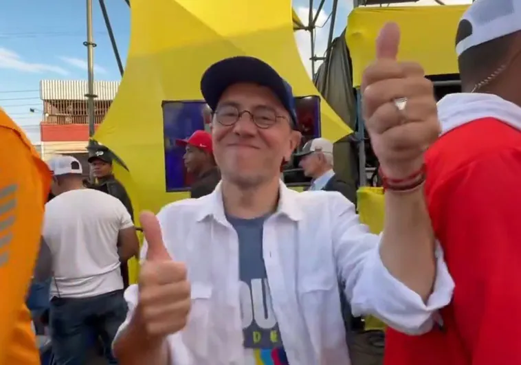 Monedero presume de su comentado baile en un mitin de Maduro en Venezuela: «¡Qué maravilla, qué maravilla!» Monedero presume de su comentado baile en un mitin de Maduro en Venezuela: «¡Qué maravilla, qué maravilla!»