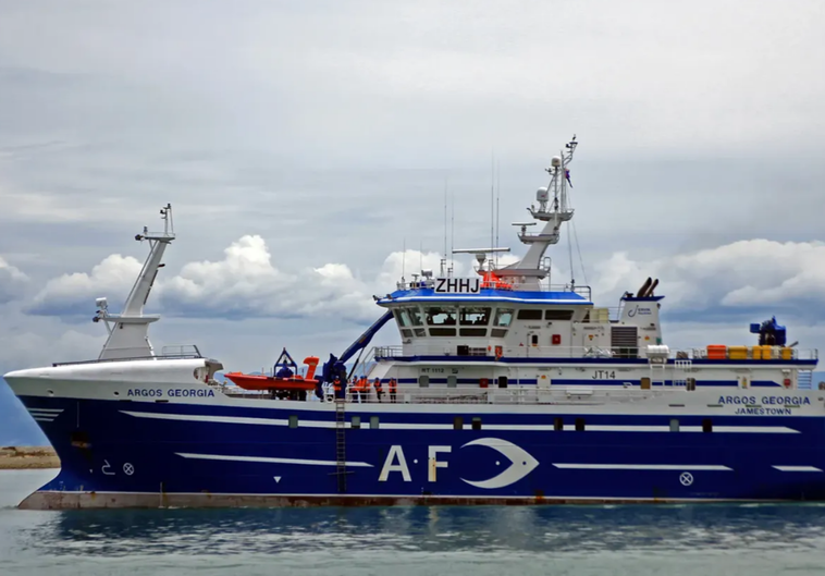 Al menos tres muertos en el naufragio del pesquero Argos Georgia en las islas Malvinas con tripulación española