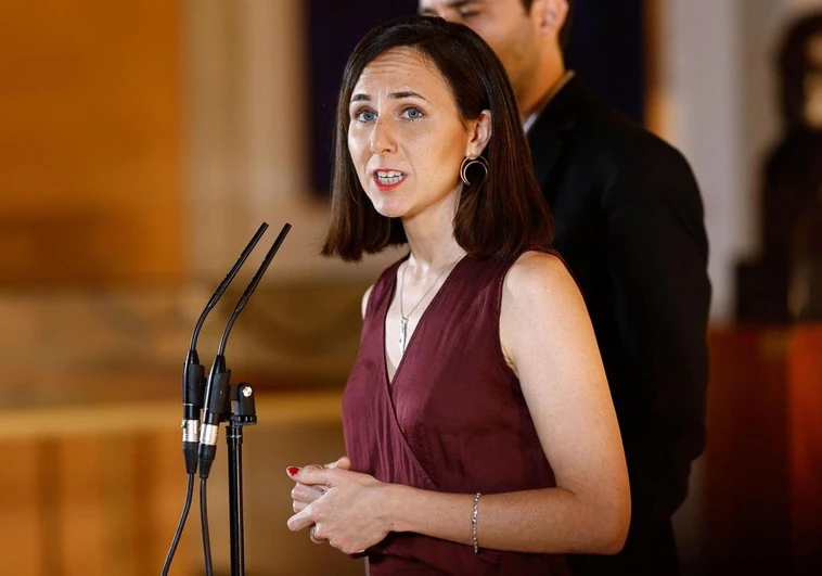 Podemos pacta con el PSOE una enmienda para mantener el bono social eléctrico y apoyará el decreto anticrisis del Gobierno Podemos pacta con el PSOE una enmienda para mantener el bono social eléctrico y apoyará el decreto anticrisis del Gobierno
