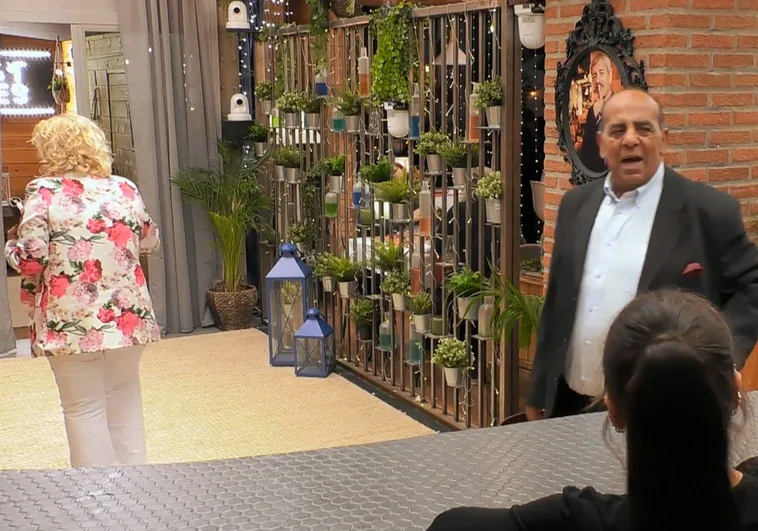 Una soltera de 'First Dates' se harta de que su cita le cuente 'rollos': «Me largo y ahí se queda» Una soltera de ‘First Dates’ se harta de que su cita le cuente ‘rollos’: «Me largo y ahí se queda»