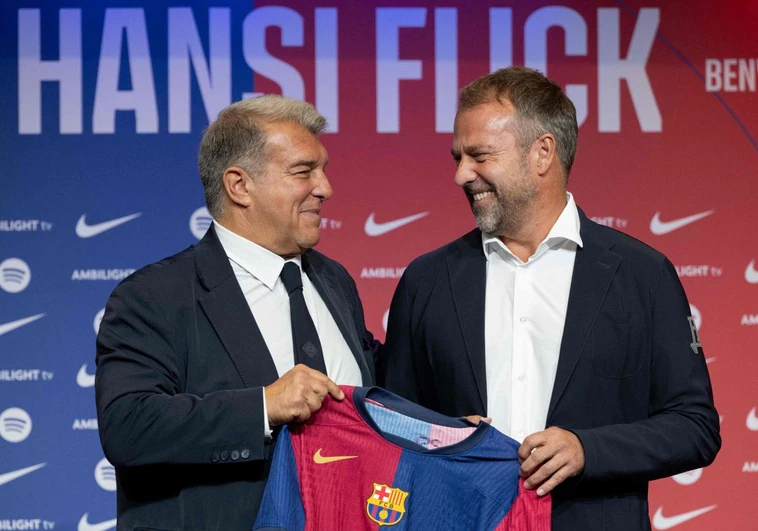 Flick derrocha confianza en su presentación: «No estoy muy lejos de la idea del Barça que tuvo éxito con Cruyff o Pep» Flick derrocha confianza en su presentación: «No estoy muy lejos de la idea del Barça que tuvo éxito con Cruyff o Pep»