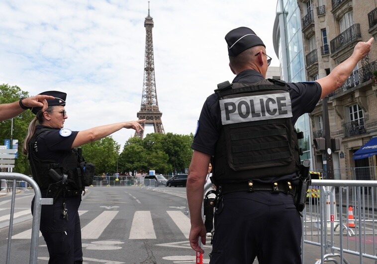 París, blindada para la inauguración de los Juegos: la ciudad de la policía y las sirenas París, blindada para la inauguración de los Juegos: la ciudad de la policía y las sirenas