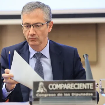 Hernández de Cos ficha por la escuela de negocios IESE tras dejar el Banco de España