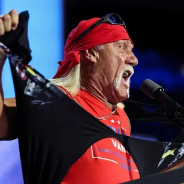 Hulk Hogan, el último fichaje de Trump: «¡Hagamos América grande otra vez!»