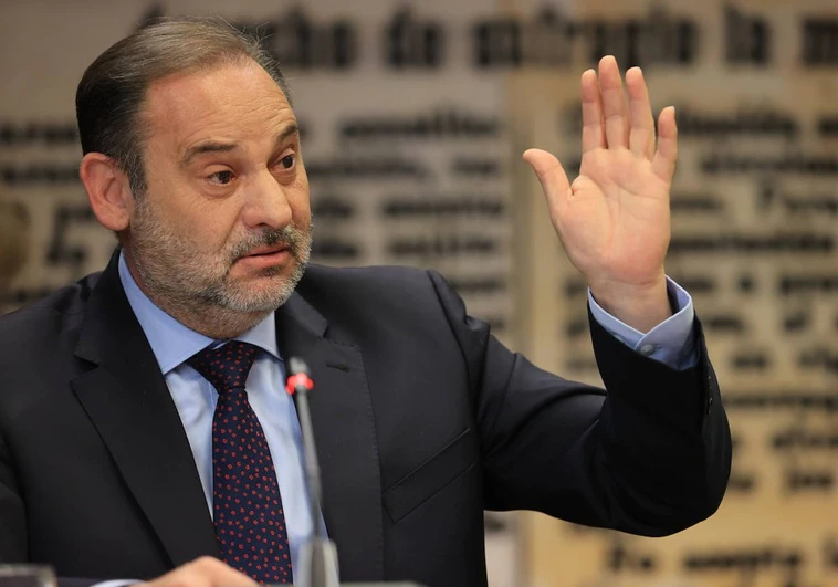 Ábalos presenta una denuncia ante la Fiscalía por revelación de secretos en el caso Koldo Ábalos presenta una denuncia ante la Fiscalía por revelación de secretos en el caso Koldo
