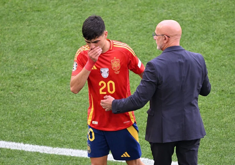 Le Normand, Carvajal y Pedri, bajas de España para la semifinal