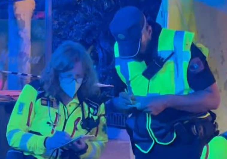 Muere el fan de Karol G agredido brutalmente por otro al salir del Bernabéu tras una confusión por una videollamada Muere el fan de Karol G agredido brutalmente por otro al salir del Bernabéu tras una confusión por una videollamada