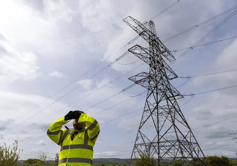 Iberdrola compra el 88% de la empresa británica North West por 2.530 millones de euros