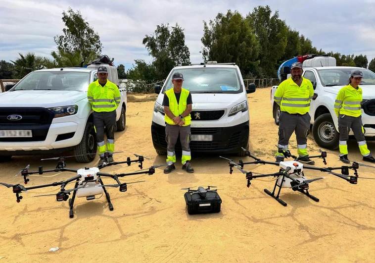 Fumigan con drones los arrozales para luchar contra el mosquito que provoca el virus del Nilo