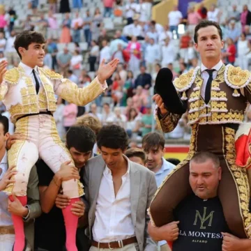 Triunfal alternativa de Jarocho, el último matador, con una corrida de soporífera vida