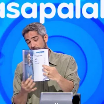 El momento ‘tierra trágame’ de Roberto Leal en ‘Pasapalabra’: se le cuela una nota personal en pleno directo