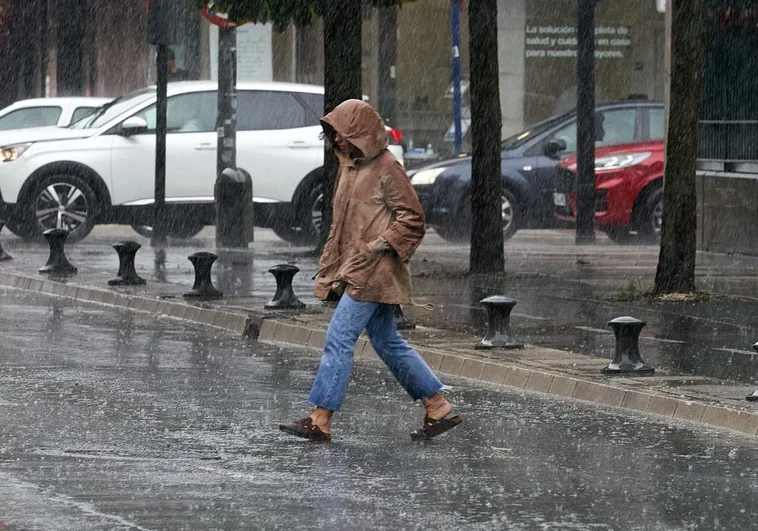 La Aemet avisa de la llegada de una potente DANA a España: granizo y posibles inundaciones en estas zonas