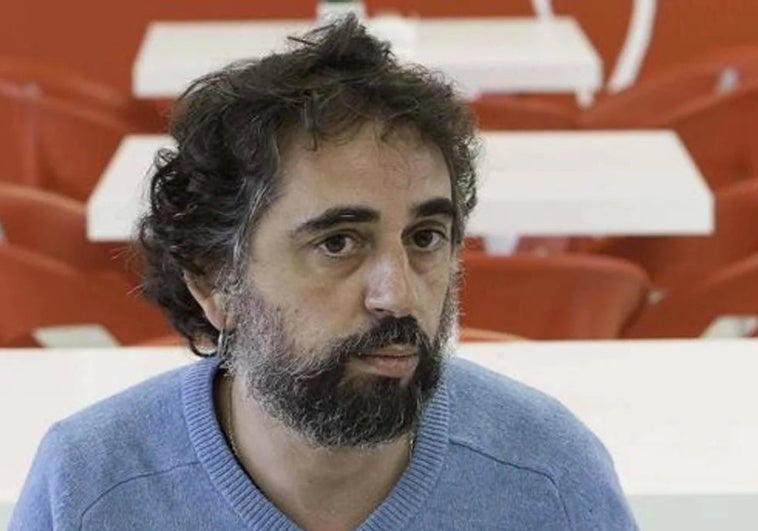 Muere a los 55 años el músico, escritor y programador de cine Fran Gayo Muere a los 55 años el músico, escritor y programador de cine Fran Gayo