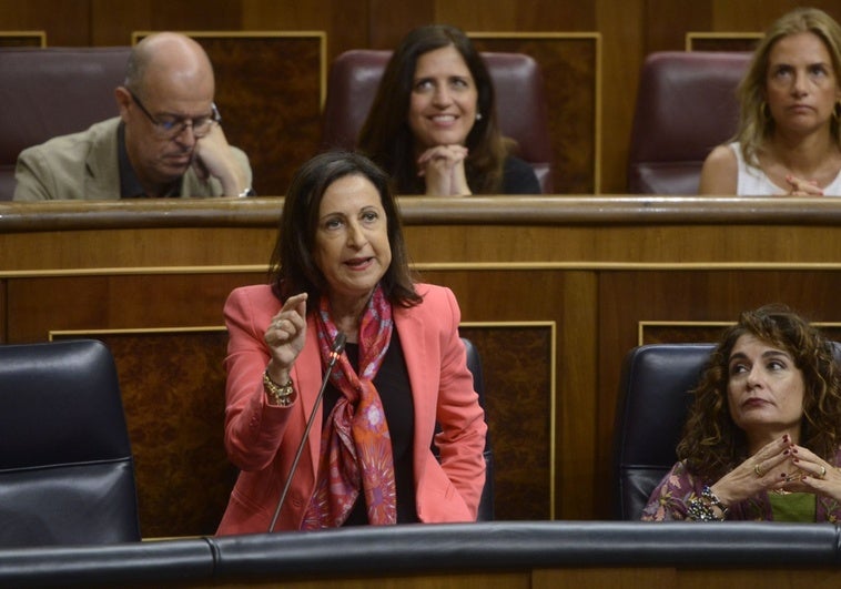 Los retrasos en pagos de Hacienda a Defensa impedirán crear más de 7.300 trabajos a 2029 Los retrasos en pagos de Hacienda a Defensa impedirán crear más de 7.300 trabajos a 2029