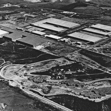 SEAT celebra con un histórico vídeo el 75 aniversario de la marca