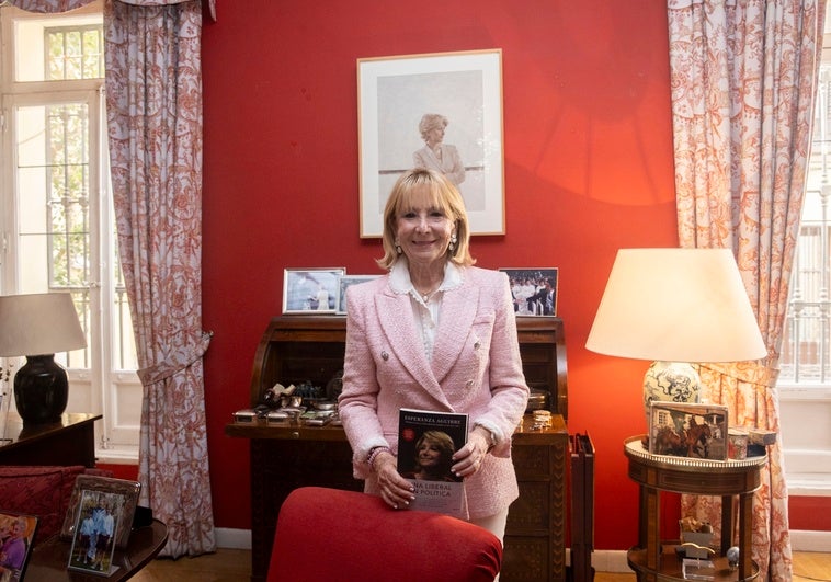Esperanza Aguirre: «El Congreso del PP debe acordar que derogará todas las leyes del sanchismo» Esperanza Aguirre: «El Congreso del PP debe acordar que derogará todas las leyes del sanchismo»