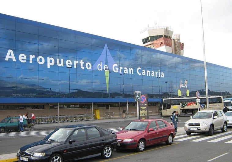 Muere abatido por la Policía el presunto autor de un intento de robo con violencia en el aeropuerto de Gran Canaria Muere abatido por la Policía el presunto autor de un intento de robo con violencia en el aeropuerto de Gran Canaria
