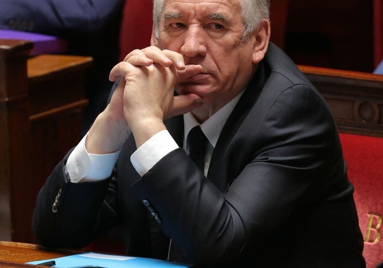 El primer ministro de Francia propone un referéndum para sacar adelante su plan de reforma económica El primer ministro de Francia propone un referéndum para sacar adelante su plan de reforma económica