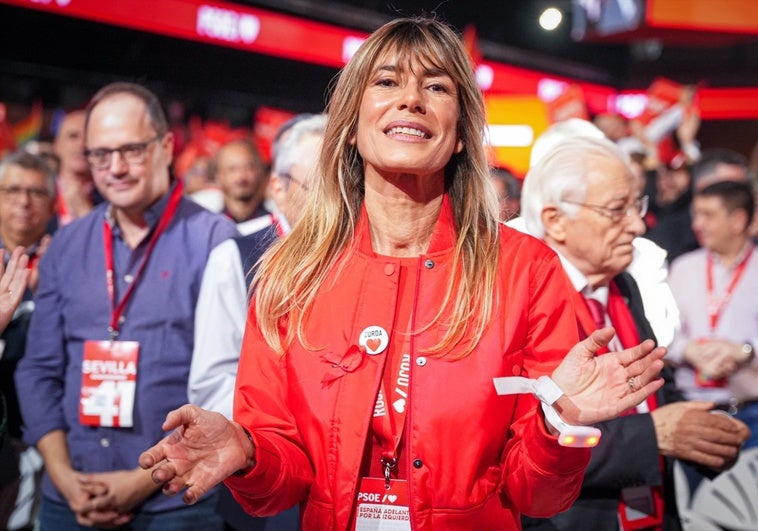 La Complutense informa al juez de que existen otros proyectos en la cátedra de Begoña Gómez de los que no tenía conocimiento La Complutense informa al juez de que existen otros proyectos en la cátedra de Begoña Gómez de los que no tenía conocimiento