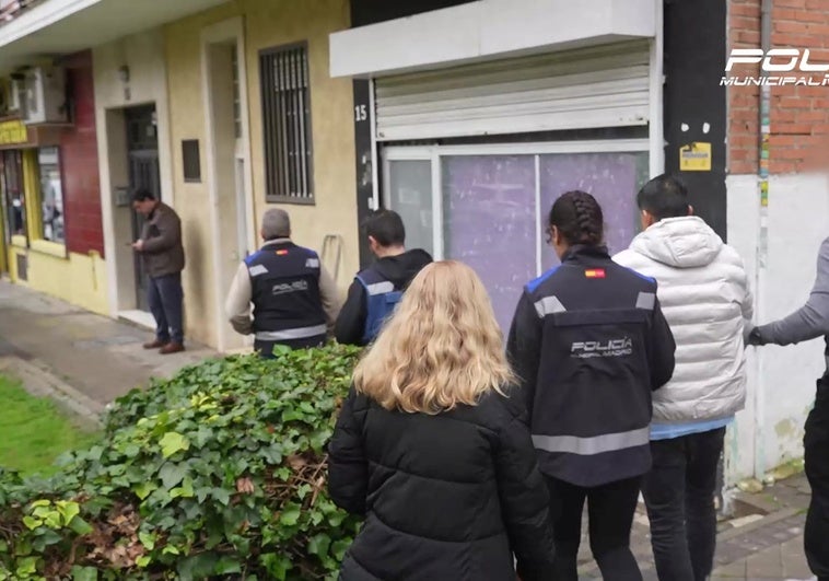 Vigilancias secretas, pacientes delatores y una denuncia profesional Vigilancias secretas, pacientes delatores y una denuncia profesional