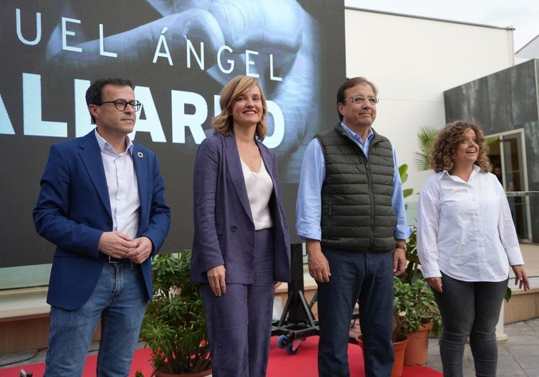 Al servicio del jefe Gallardo: todos los que le cederán el puesto son empleados suyos Al servicio del jefe Gallardo: todos los que le cederán el puesto son empleados suyos