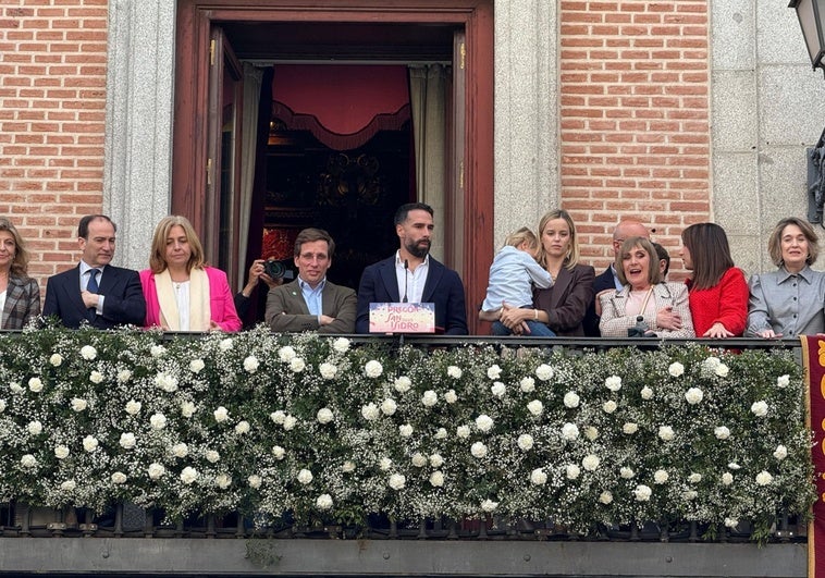 Dani Carvajal ensalza el sentimiento madrileño en el pregón de San Isidro: «Madrid no ha tocado techo» Dani Carvajal ensalza el sentimiento madrileño en el pregón de San Isidro: «Madrid no ha tocado techo»