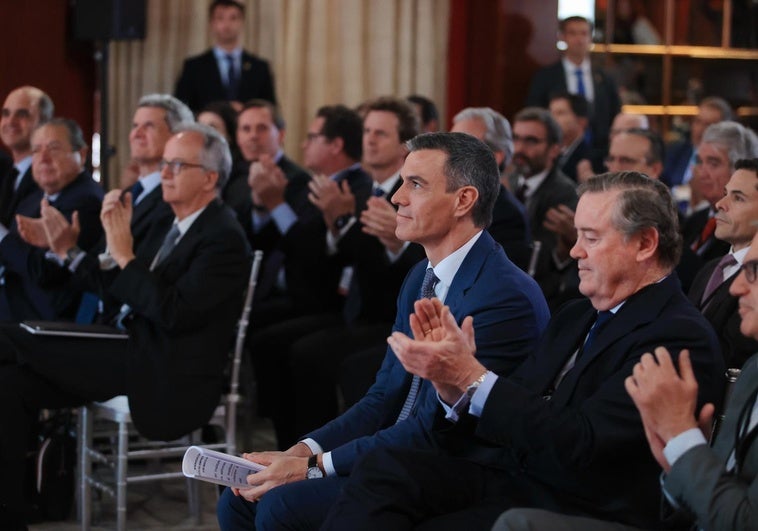 La acometida de Sánchez para mover los hilos del tejido empresarial La acometida de Sánchez para mover los hilos del tejido empresarial