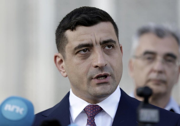 El prorruso George Simion gana la primera vuelta de las elecciones presidenciales en Rumanía El prorruso George Simion gana la primera vuelta de las elecciones presidenciales en Rumanía